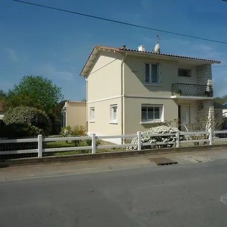 House Quartier Calme Casa de Férias *